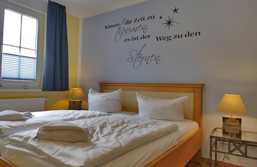 Ferienwohnung Kranichglueck Neddesitz Exterior foto